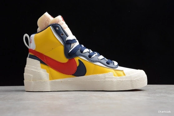 NIKE MAIZE SACAI VARSITY BLAZER X MID BV0072-700 1109